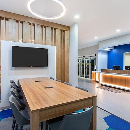 Microtel Inn & Suites Columbus North Εξωτερικό φωτογραφία