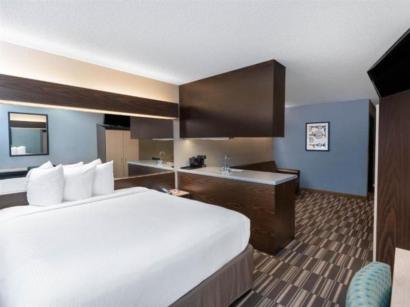 Microtel Inn & Suites Columbus North Εξωτερικό φωτογραφία