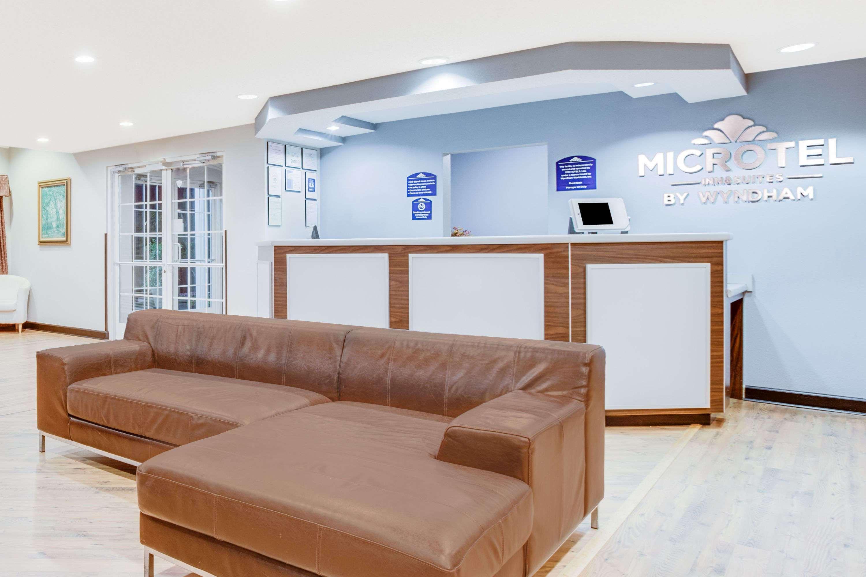 Microtel Inn & Suites Columbus North Εξωτερικό φωτογραφία