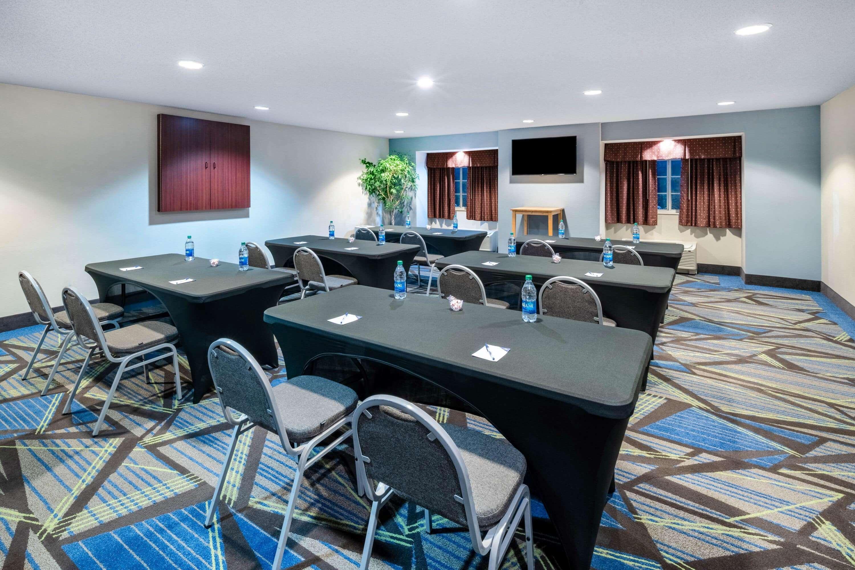 Microtel Inn & Suites Columbus North Εξωτερικό φωτογραφία