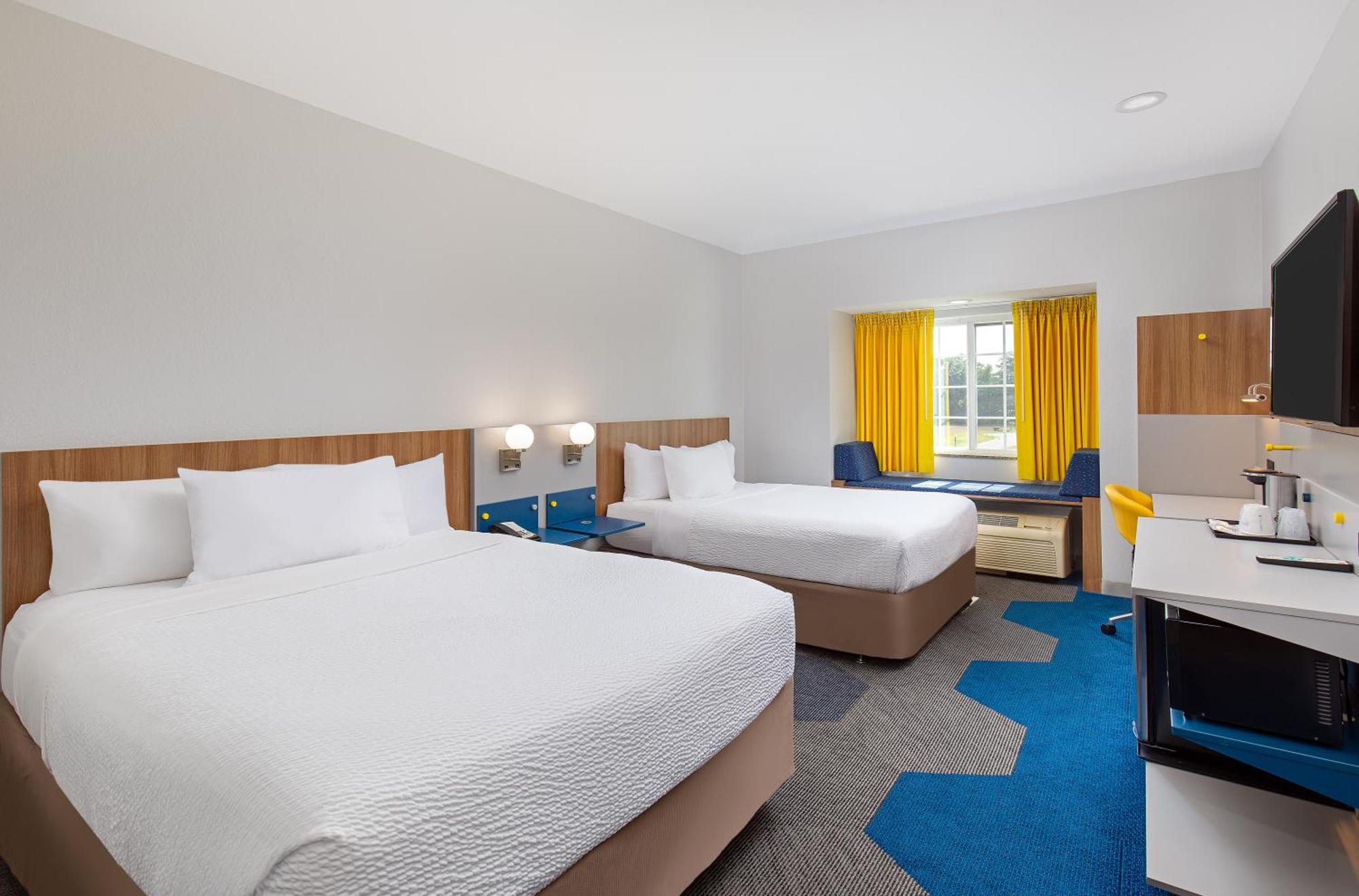Microtel Inn & Suites Columbus North Εξωτερικό φωτογραφία